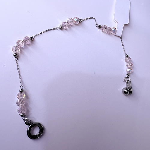 Bracelet femme en perles de verre roses et acier argenté