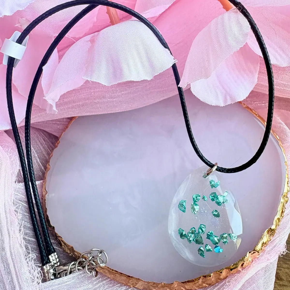 Collier rosée d'émeraude