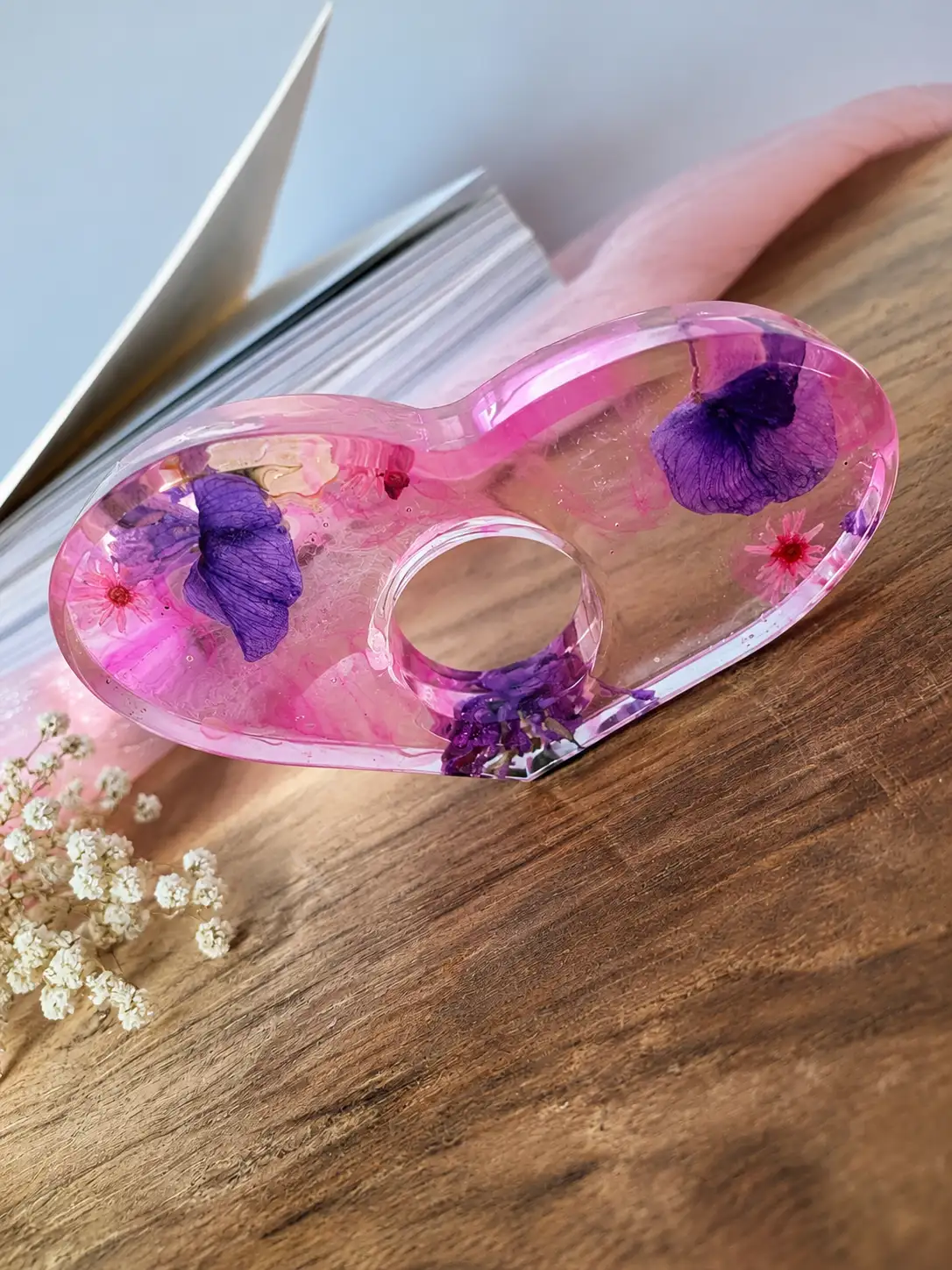 Bague de lecture artisanale "Les Fleurs de Sisi” en résine